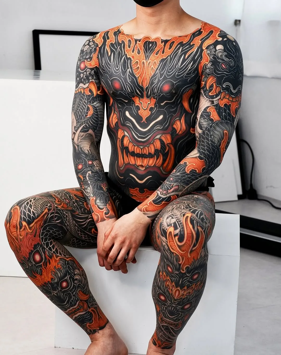 suits made to fit 刺青フィリップルー 彫よし コアファイター Japanese Full Body Suit Tattoo with Black and Color Work - Best