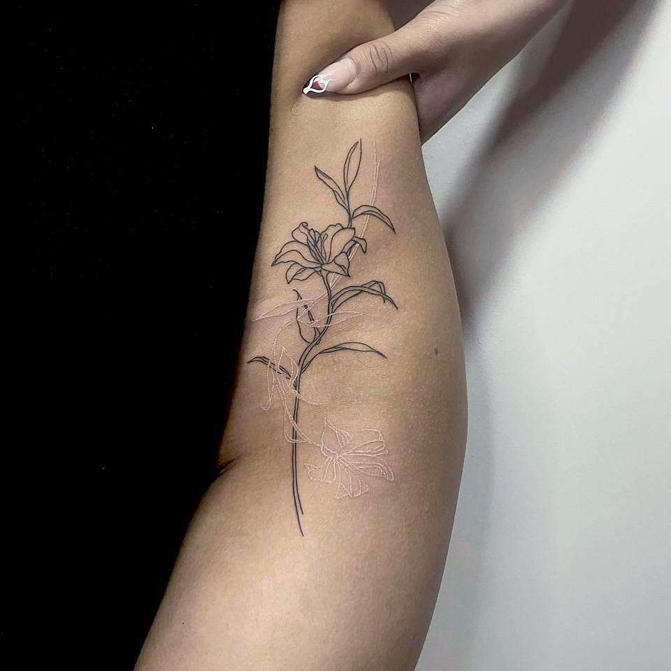White And Black Lily Hip Tattoo